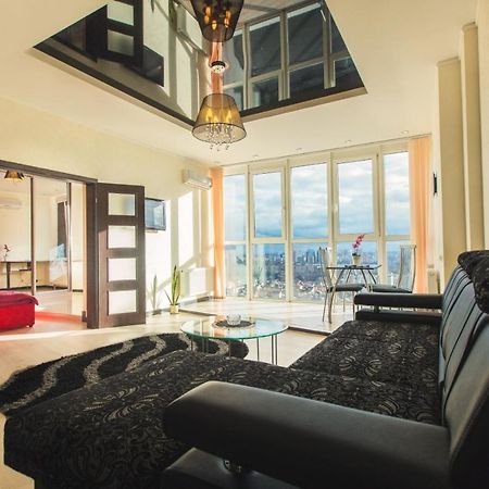 Admiral Apartment Kharkov Luaran gambar