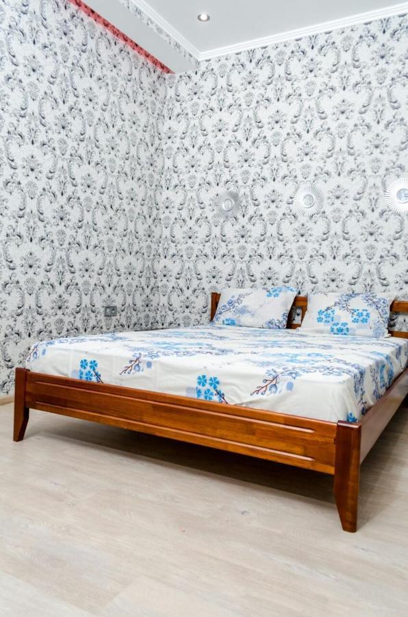 Admiral Apartment Kharkov Luaran gambar