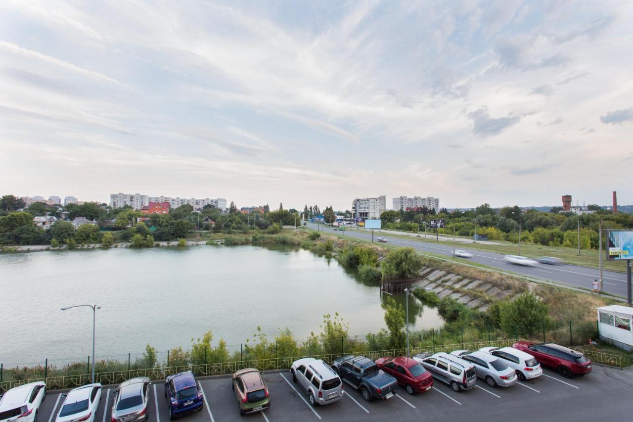 Admiral Apartment Kharkov Luaran gambar